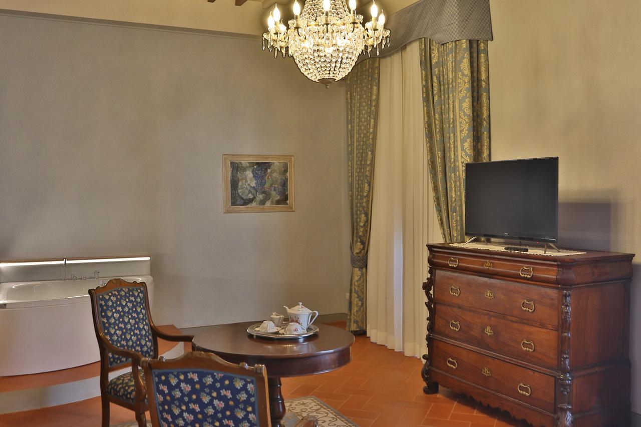 Relais Villa Poschi Pugnano Екстериор снимка