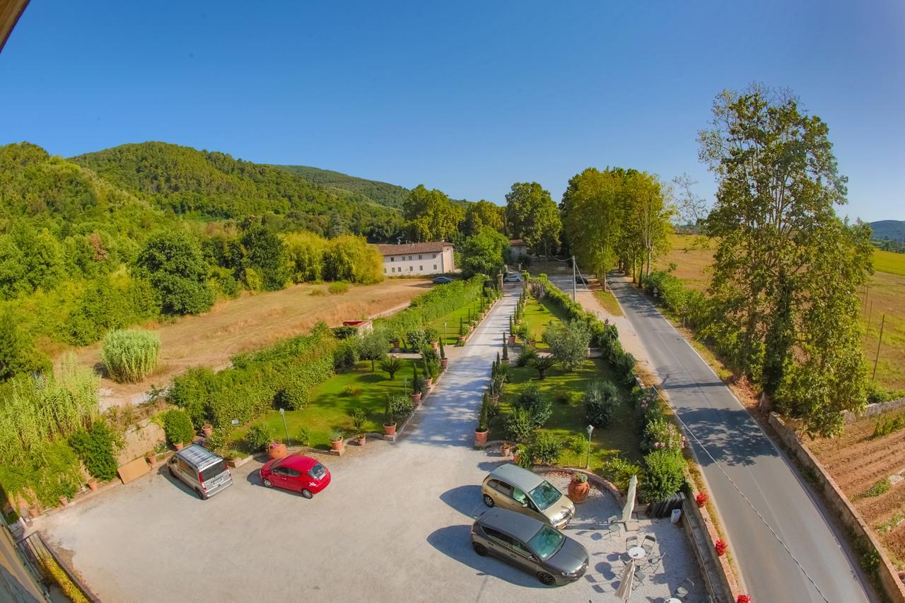 Relais Villa Poschi Pugnano Екстериор снимка