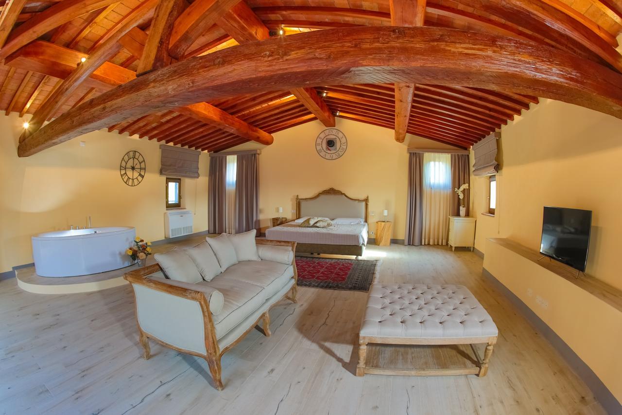 Relais Villa Poschi Pugnano Екстериор снимка