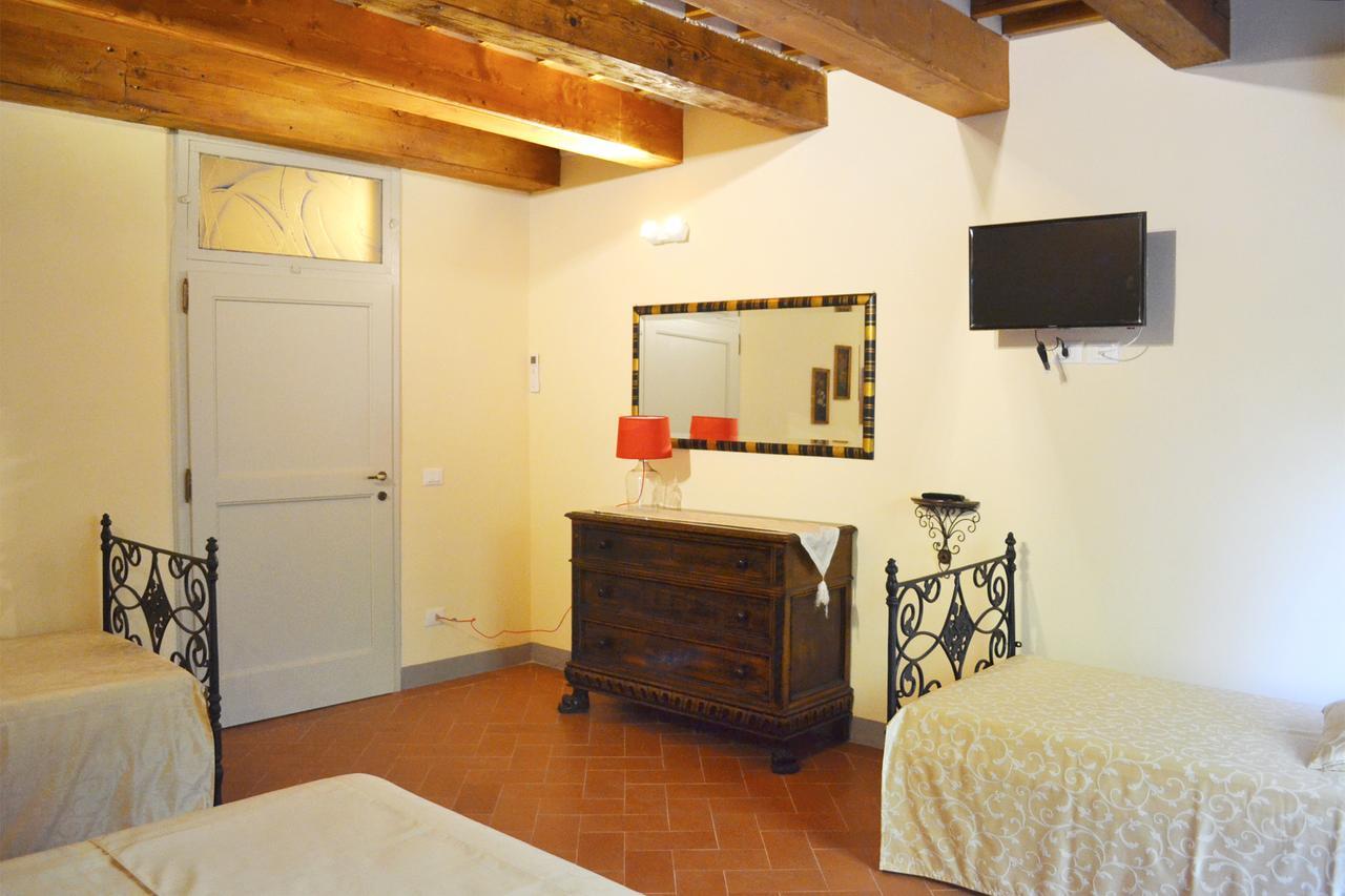 Relais Villa Poschi Pugnano Екстериор снимка